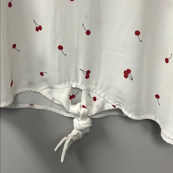 Como Vintage Blouse With Cherries, Medium - Picture 5 of 8